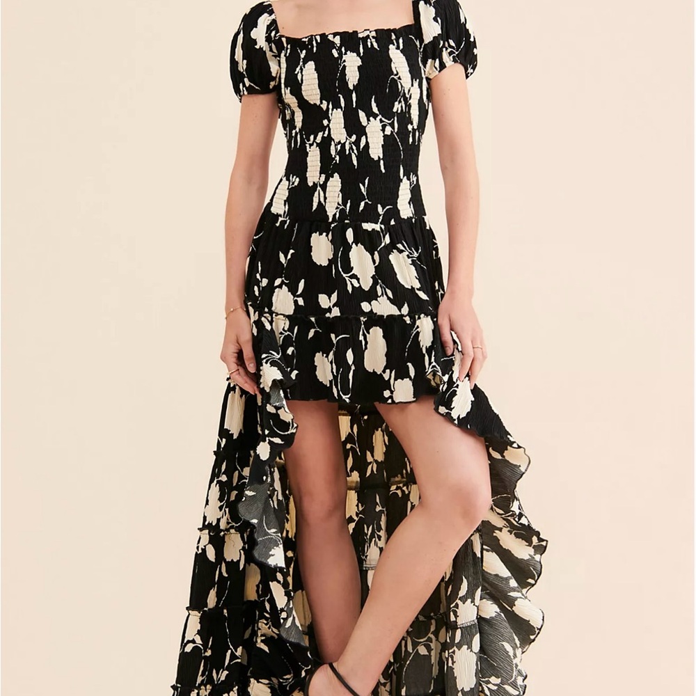 Black and White Asymmetrical Puff Sleeve Sundress